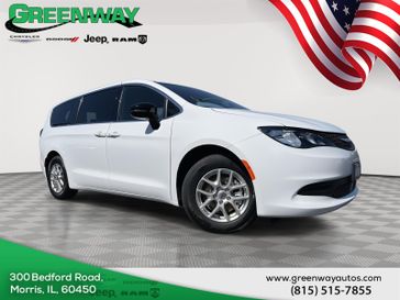 New 2025 Chrysler Voyager Lx