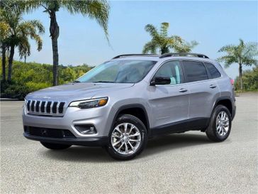 Used 2022 Jeep Cherokee Latitude Lux 4x4 in a Billet Silver Metallic Clear Coat exterior color and Ski Gray/Blackinterior. Southbay Chrysler Jeep Dodge Ram (424) 404-5521 pixelmotiondemo.com 