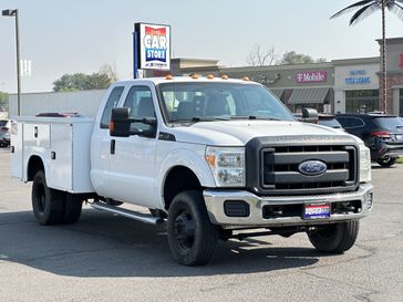 2016 Ford Super Duty F-350 DRW XL