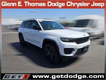 New 2025 Jeep Grand Cherokee Altitude 4x4