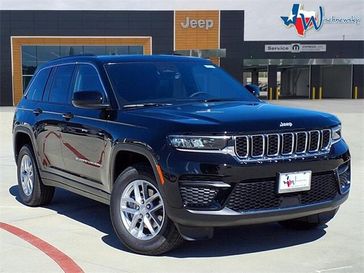 New 2025 Jeep Grand Cherokee Laredo