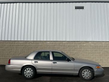 2004 Ford Crown Victoria LX Sport