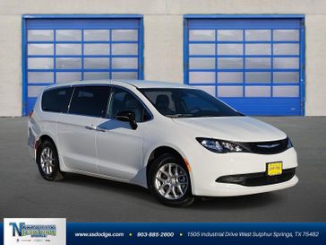 New 2026 Chrysler Voyager Lx