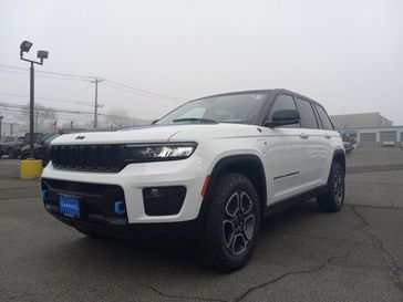 2023 Jeep Grand Cherokee Trailhawk 4xe in a Bright White Clear Coat exterior color and Global Blackinterior. Garavel Jeep 475-258-7987 norwalkjeep.com 