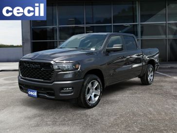 New 2026 RAM 1500 Express Crew Cab 4x2 5'7' Box