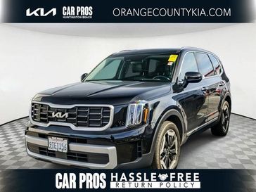 Used 2025 Kia Telluride S