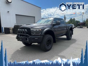 New 2025 RAM 2500 Laramie Crew Cab 4x4 6'4' Box