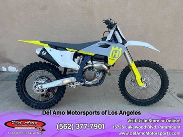 2024 HUSQVARNA FC 250  in a WHITE exterior color. Del Amo Motorsports of Los Angeles (562) 262-9181 delamomotorsports.com 