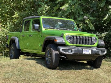 New 2025 Jeep Gladiator Sport S 4x4