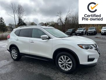 Used 2018 Nissan Rogue SV
