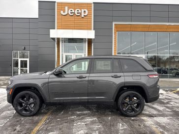 2025 Jeep Grand Cherokee Altitude X 4x4