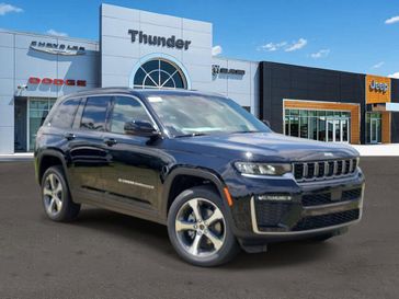 New 2026 Jeep Grand Cherokee Limited 4x2