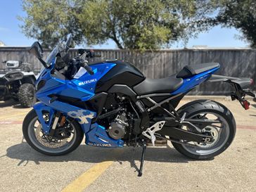 2025 Suzuki GSX-S 8R