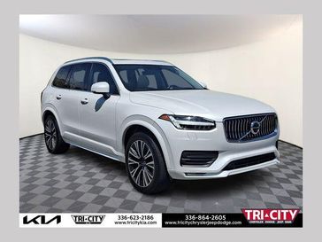 Used 2020 Volvo XC90 T6 Momentum