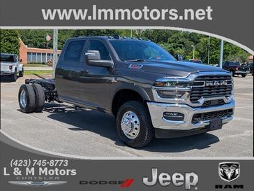 2025 RAM 3500 Tradesman Crew Cab Chassis 4x4 60' Ca