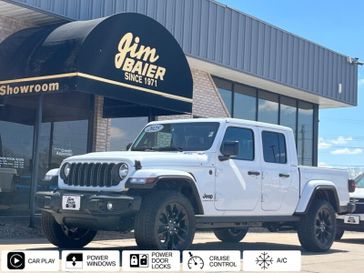 2025 Jeep Gladiator Nighthawk 4x4