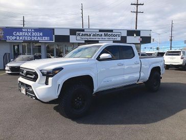 2024 Toyota Tacoma Limited Double Cab 5ft Bed AT