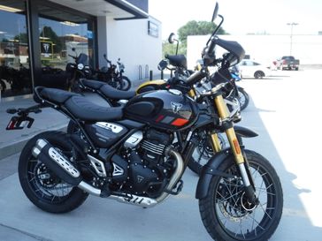 2026 Triumph Scrambler 400 XC
