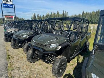 New 2025 Honda PIONEER 1006 DLX CRW 