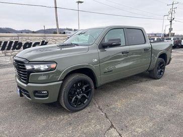 New 2026 RAM 1500 Laramie Crew Cab 4x4 5'7' Box