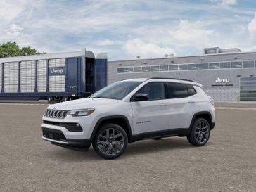 New 2026 Jeep Compass Latitude Altitude