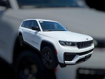 New 2026 Jeep Grand Cherokee L Limited 4x2