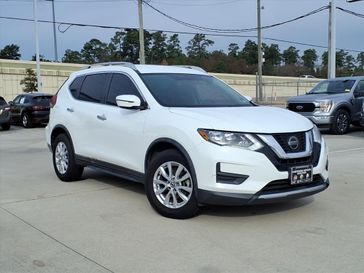 Used 2018 Nissan Rogue SV