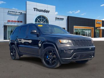Used 2019 Jeep Grand Cherokee Laredo