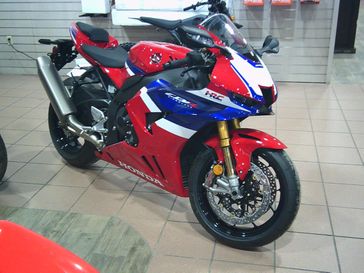 NEW 2026 HONDA CBR1000RR-R FIREBLADE SP 