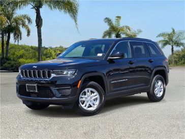 2025 Jeep Grand Cherokee Laredo 4x2