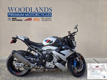 New 2026 BMW M 1000 R 