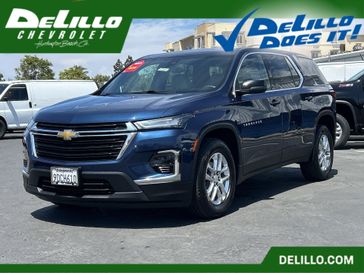 Used 2023 Chevrolet Traverse LS