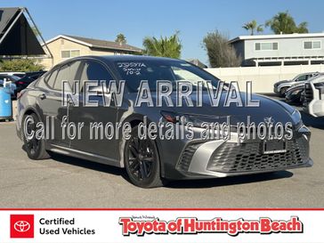Used 2025 Toyota Camry SE