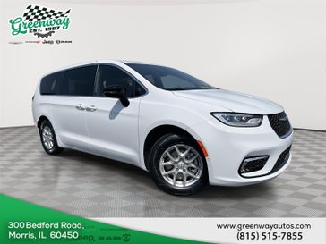 New 2026 Chrysler Pacifica Select