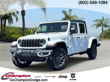 2026 Jeep Gladiator Sport S Auto's photo