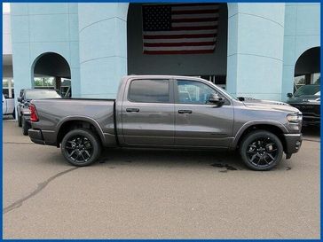 Granite Crystal Metallic Clear Coat