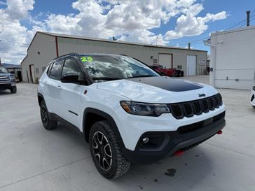 Used 2025 Jeep Compass Trailhawk