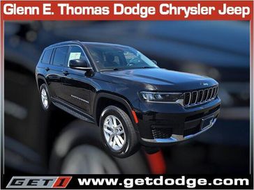 Used 2023 Jeep Grand Cherokee L Laredo