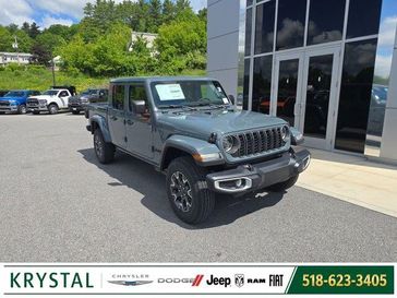 New 2026 Jeep Gladiator Sahara 4x4