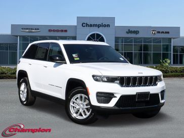 2025 Jeep Grand Cherokee Laredo X 4x2