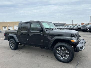New 2026 Jeep Gladiator Sahara 4x4