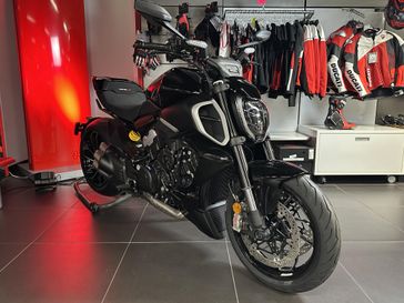 2024 Ducati DIAVEL V4