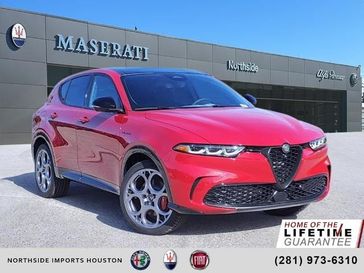 2024 Alfa Romeo Tonale Veloce Eawd in a Alfa Rosso (Red) exterior color and Red/Blackinterior. Northside Alfa Romeo of Houston 281-475-4549 alfaromeousaofnorthhouston.com 