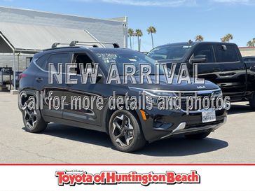 Used 2025 Kia Seltos EX