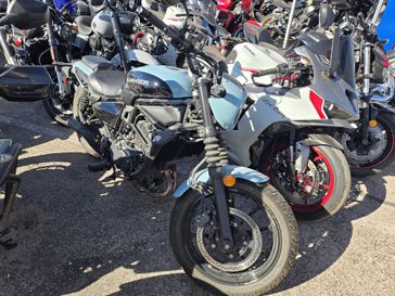 USED 2025 KAWASAKI ELIMINATOR 