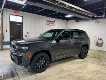 New 2026 Jeep Grand Cherokee Limited Reserve 4x4