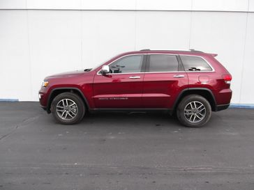 2022 Jeep Grand Cherokee WK Limited in a Red exterior color. John Hoffer Chrysler Jeep 785-289-5811 johnhofferchryslerjeep.com 