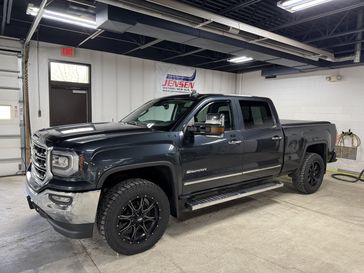 Used 2018 GMC Sierra 1500 4WD Crew Cab 143.5 SLT