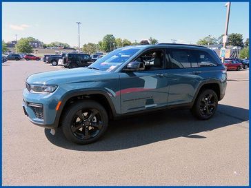 New 2027 Jeep Grand Cherokee Limited