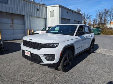 2025 Jeep Grand Cherokee Altitude X 4x4